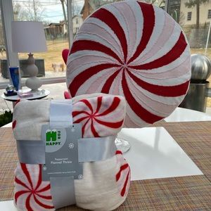 Peppermint throw & toss pillow